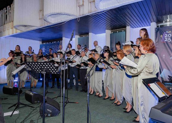 „Ovacije horu „Zima“ za izvođenje pop i rock muzike